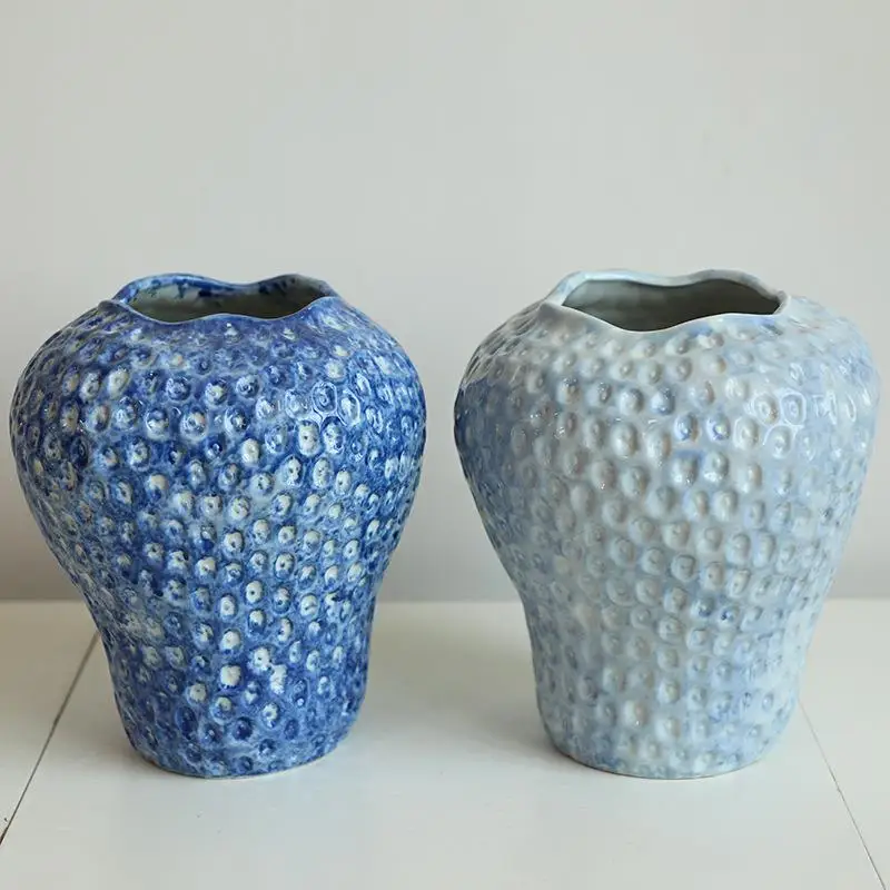 

Handmade Blue And White Ceramic Flower Vase Strawberry Freshwater Hydroponics Dual Purpose Tabletop Decoration Zen Roug...