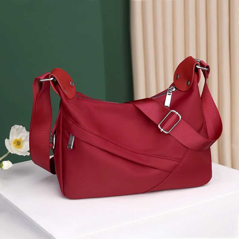 New Nylon Beach Tote Bag Fashion Womens Handbag Tote Oxford Shoulder Bags Female Waterproof Dumplings Folding Shopping Bag 2021