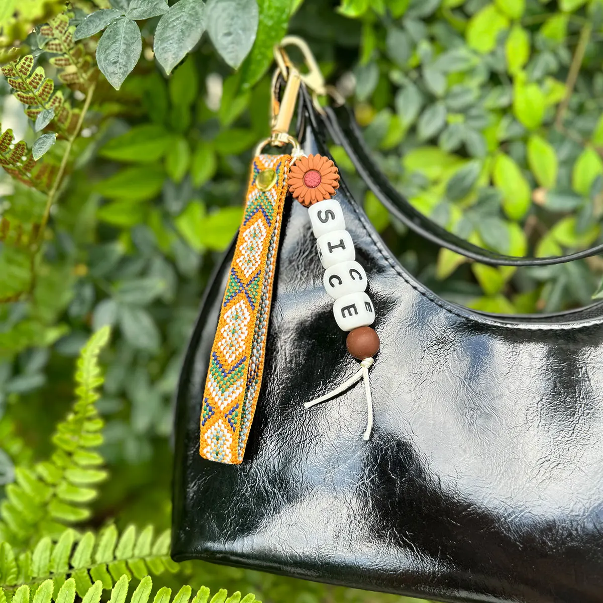 Custom Daisy Keychain, Bohemian Bag Charm