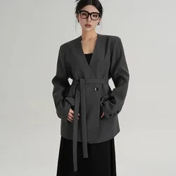 V-neck Lace Up Loose All-Match Long Sleeve Suit Jacket Women 2025 Autumn New High Street Buttons Solid Color Casual Jacket