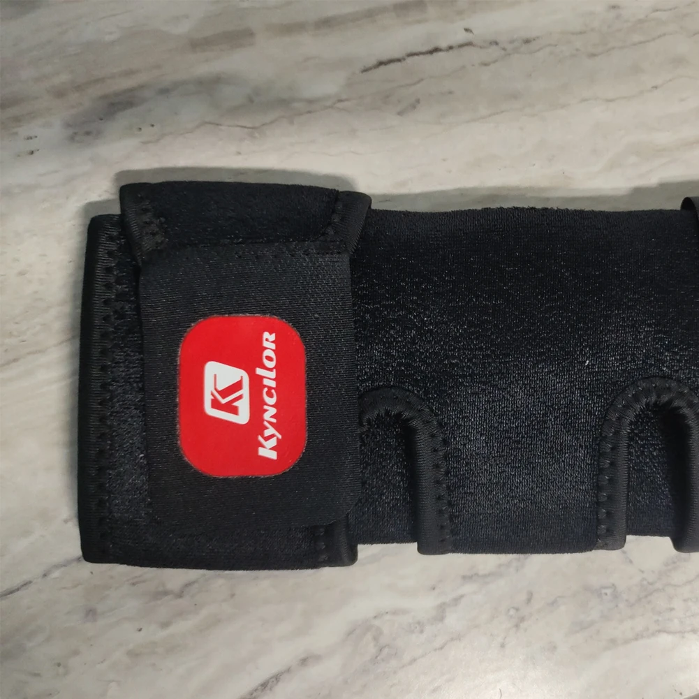 Adjustable Knee Brace for Knee Pain Knee Compression Sleeve for Men and Women Knee Support for Running Soccer Basketball Hiking