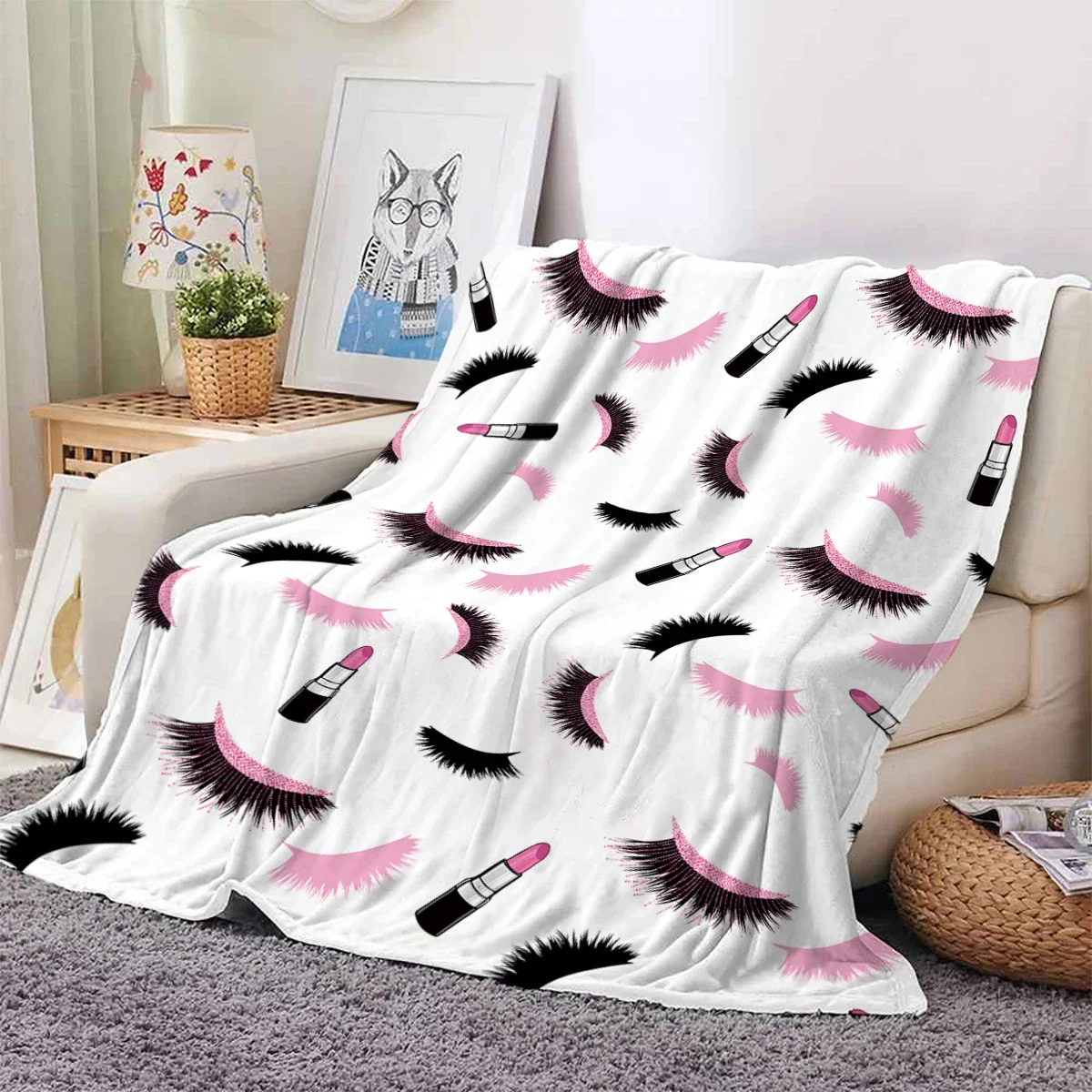 Soft Double-Sided Throw Blanket with Eyelash & Lipstick Print – Cozy Flannel for Sofa, Bed, AC Use, Home & Living Room Decor