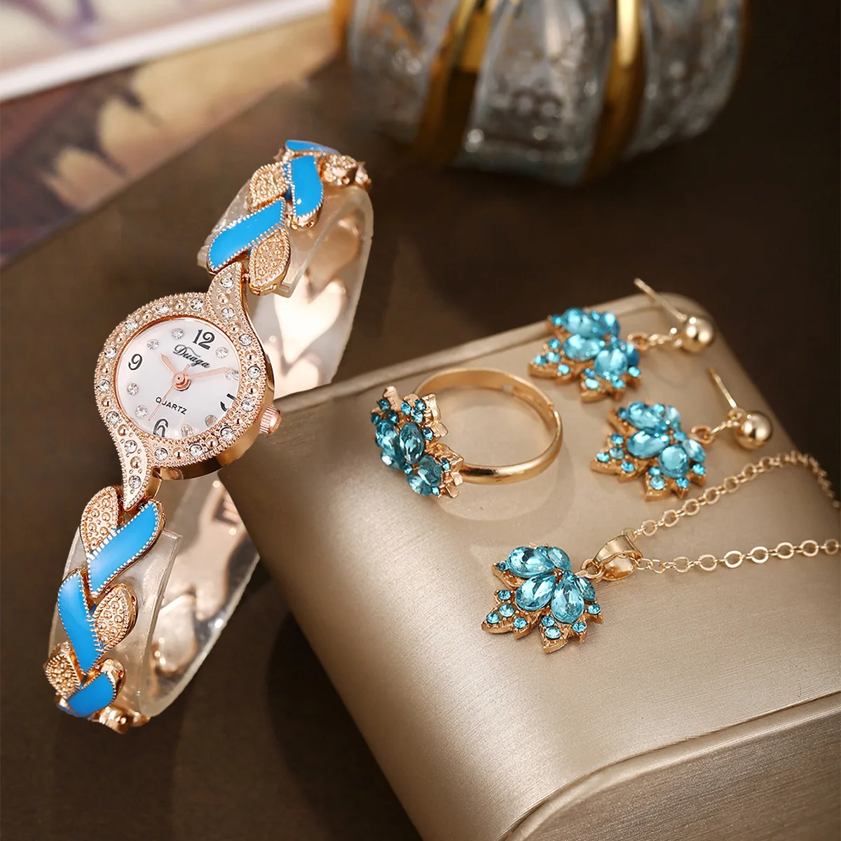 

UTHAI CQ420 Модные женские часы для отдыха и моды, браслет из сплава кленового листа, кварцевые часы, легкие роскошные часы, подарок, часы для женщин