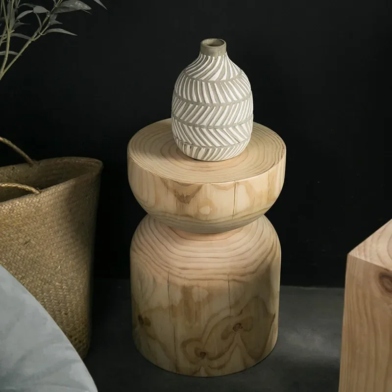 

# Бревенчатый пирс в стиле ваби-саби, ретро B & B, украшения для отеля, бытовой пень, креативный круглый табурет, простая скамейка для сидения из цельного дерева