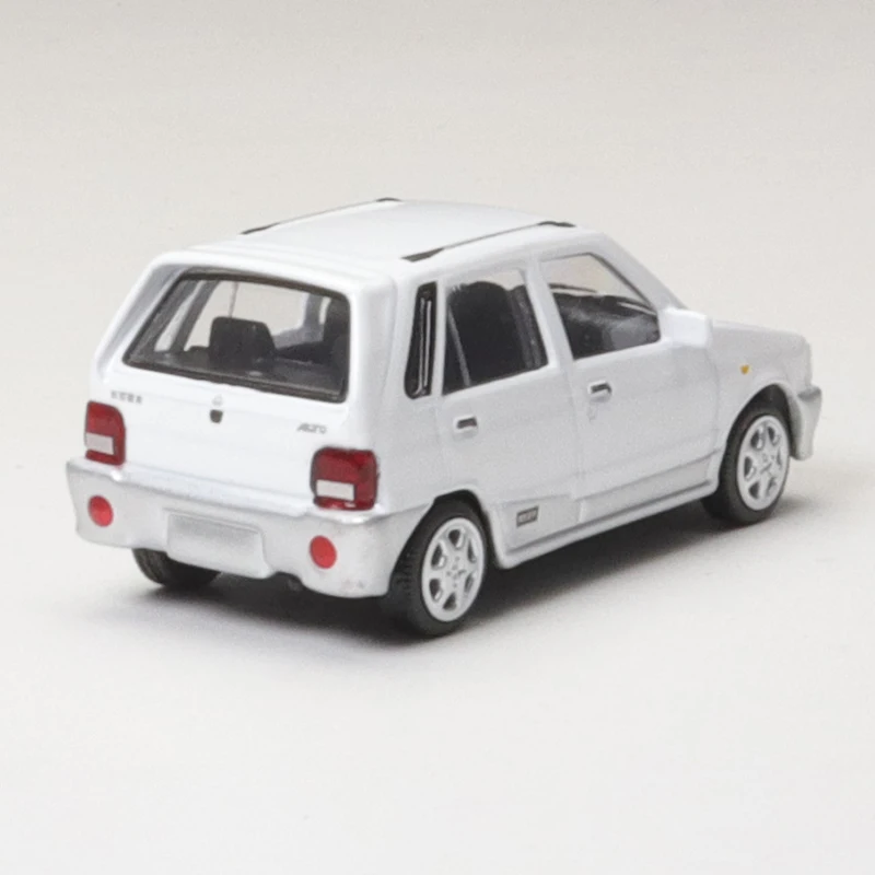 XCARTOYS 1/64 Simulation Alloy Car Model Suzuki Otto Happy Prince White Car Friends Gifts Collect Ornaments Kids Toys Boys