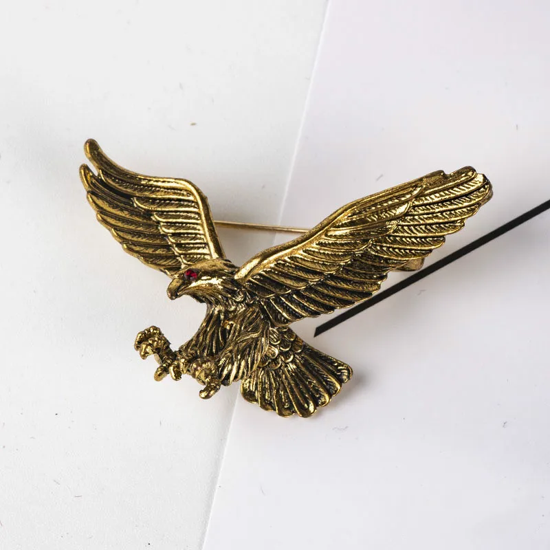 New Vintage Eagle Animal Brooches Metal Birds Badge Collar Pins Suit Shirt Lapel Pin Jewelry for Men Accessories Gifts