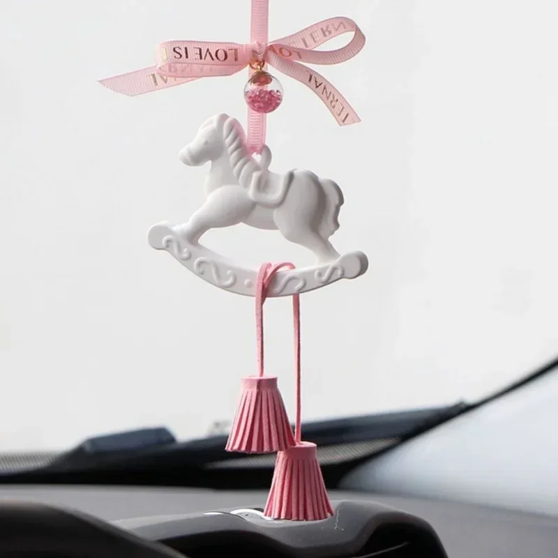 3D Horse Shaped Silicone Mold DIY Aromatherapy Gypsum Car Hanging Ornaments Tag Pendent Making Clay Plaster Crafts Mould