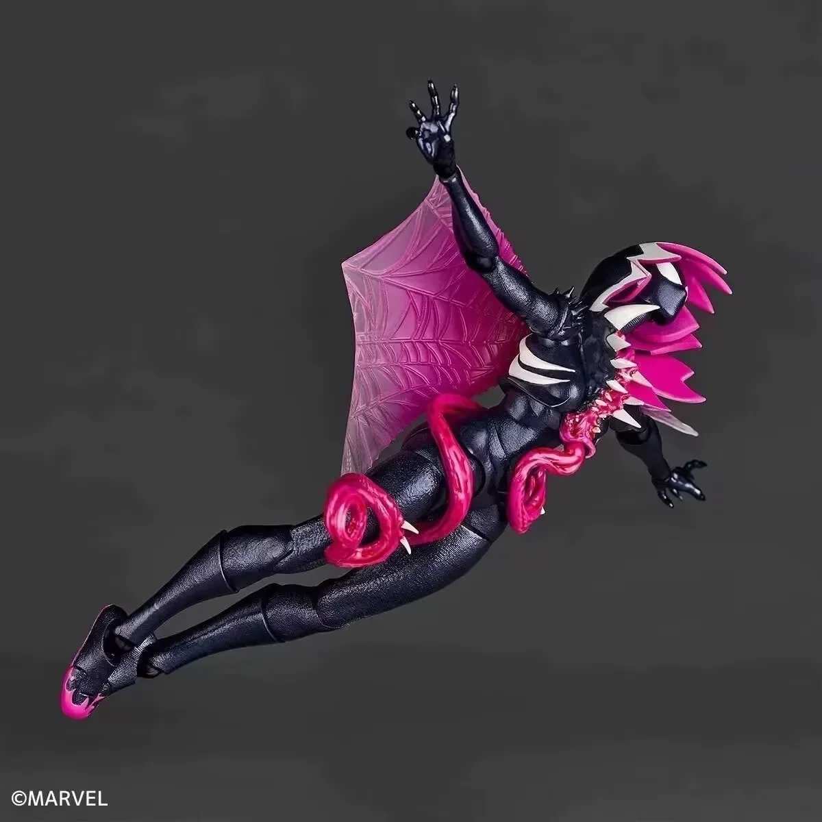 Nouveau chaud Venom Gwen figurines Anime Figurine Kaiyodo incroyable Yamaguchi Revoltech Statue Ko modèle Gk personnalisé enfant jouets cadeau