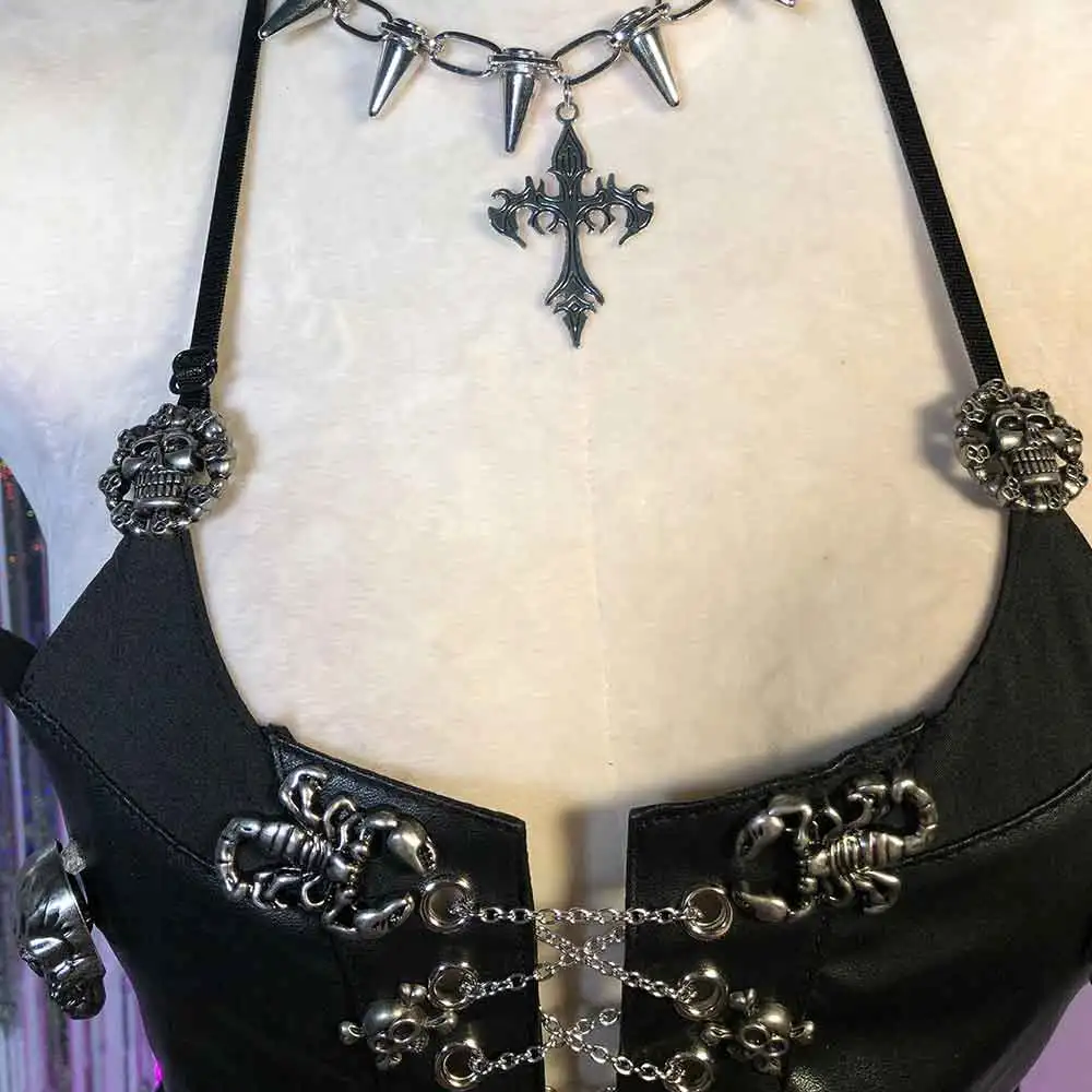 เสื้อสายเดี่ยวแฮนด์เมดสไตล์วัยรุ่นพังก์ร็อกยุค 90 โกธิค อีเกิร์ล Y2K  แบบ DIY น่ารัก ฮาราจูกุ อีโค อีโม กอธ กรันจ์ ไซเบอร์