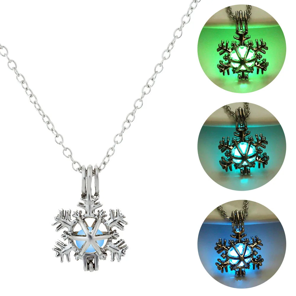 1pcs Luminous Snowflake Necklace Shining Night Ball Snowflake Pendant Necklace Absorbs Daylight Jewelry Accessories Fashion