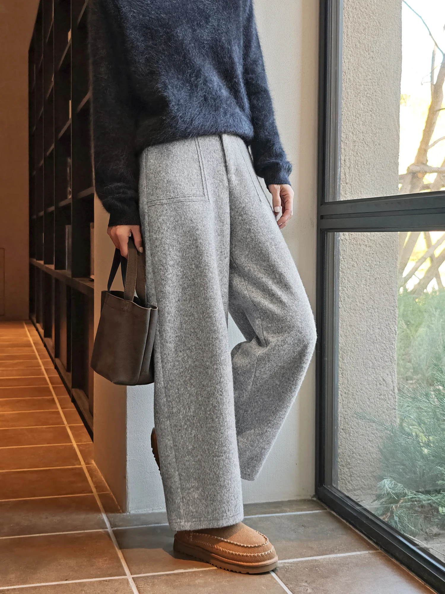 

Thiened Wool Blend Casual Straight Leg Pants High Waist Wide Leg Knitted Trousers for Women Lightweight Ci Su Xiaotang