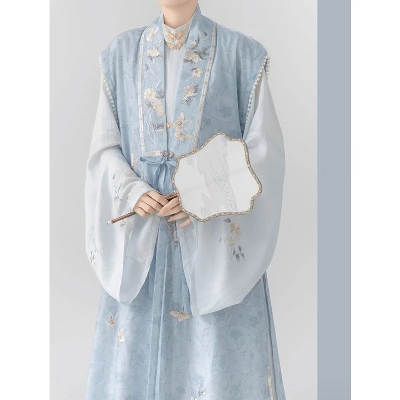 Ming-made Chinese style stand-up neck shirt, long than armor, horse skirt, daily suit.