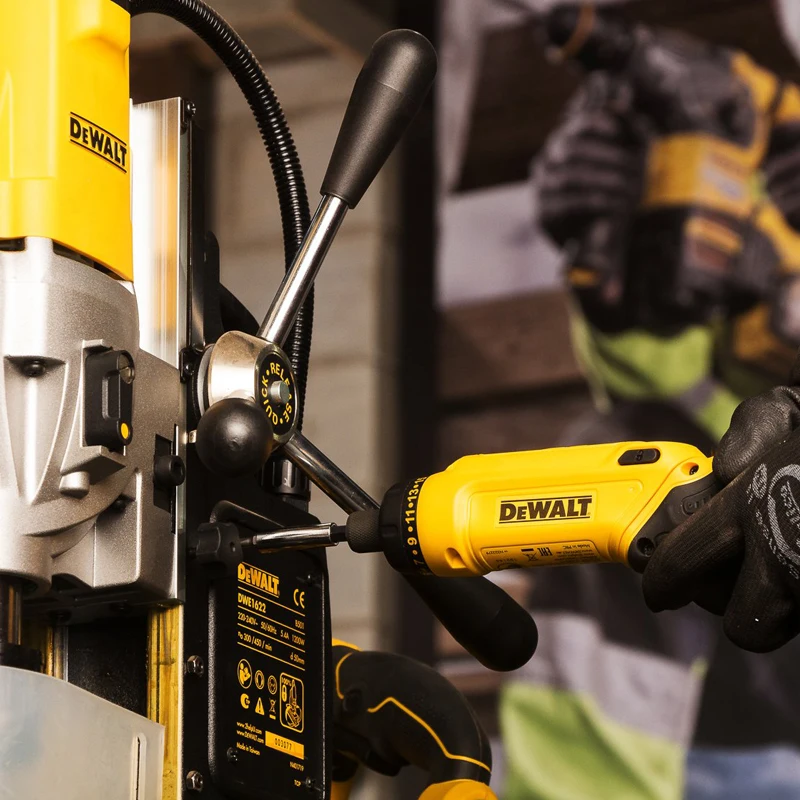 Imagem -02 - Dewalt-chave de Fenda Elétrica Giroscópica com Caixa de Ferramentas Chave Elétrica Inteligente Bateria 7.2v Dcf680