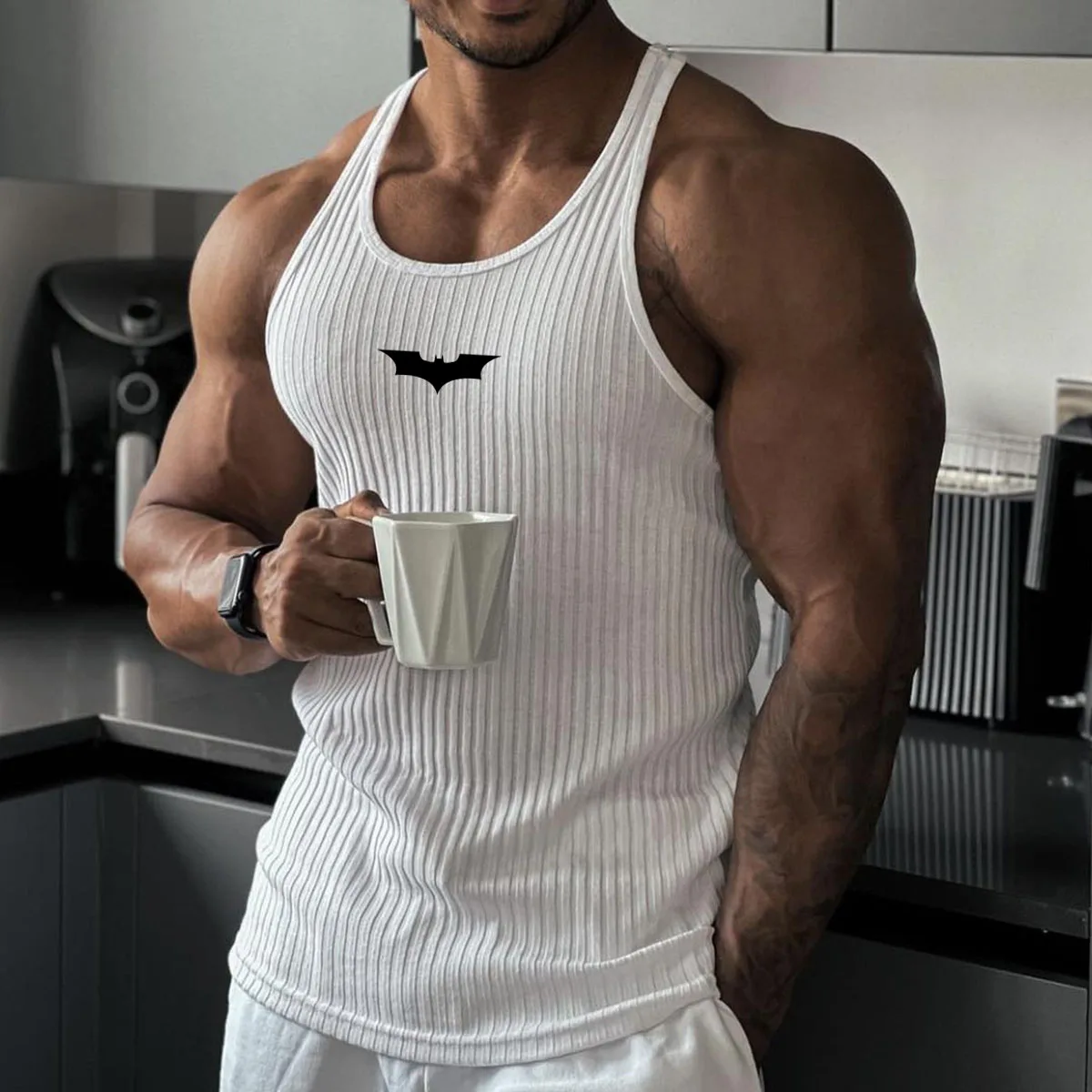 2026 الصيف الرجال الخفافيش سترة حجم كبير شريط تي شيرت بلا أكمام للجيم الرجال اللياقة البدنية الذكور ممارسة سترة رياضية قميص كمال الاجسام الملابس