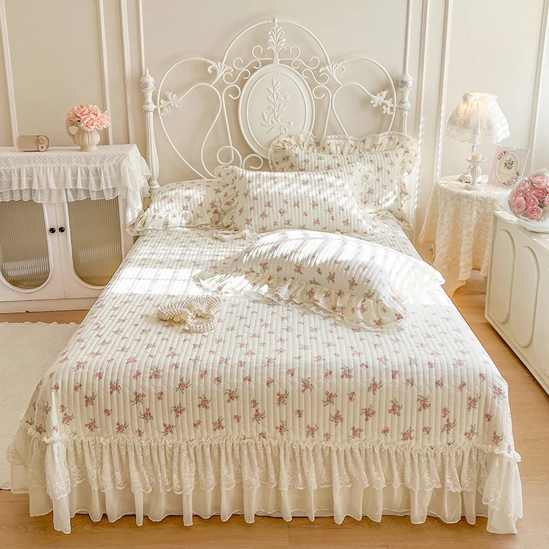 

3Pcs Pure Cotton Floral Lace Ruffles Quilted Bedspread, Bed Cover Set, Mattress Topper, Bedsheet, Coverlets, With Pillowcases