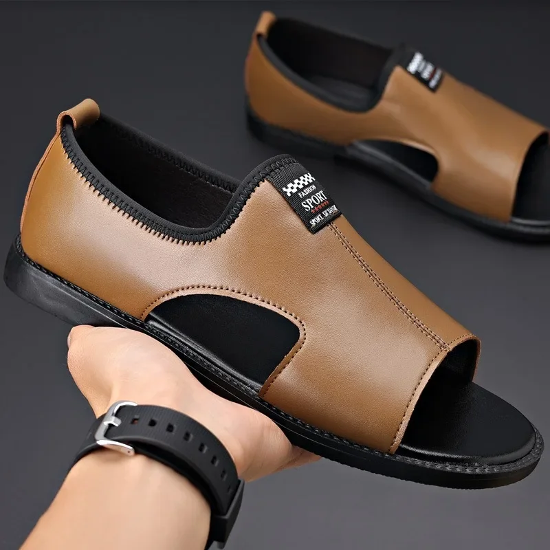 Fashion Hollow Leather Flat Men\'s Sandals Summer New Designer Slip-on Casual Driving Man Shoes Outdoor Beach Male Sandals