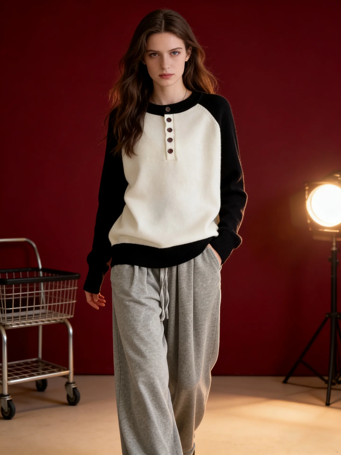 

Женский вязаный свитер HUAAPPUW с круглым вырезом, на пуговицах, теплый, контрастных цветов, свободного кроя, удобный, зимний, с длинными рукавами