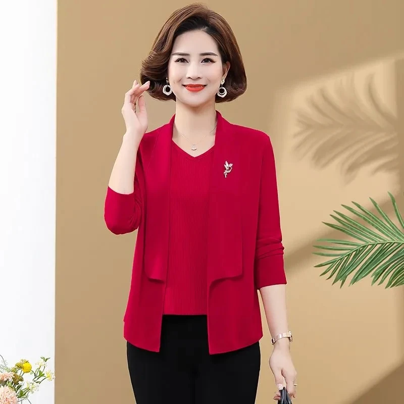 Middle Aged Elderly Women's T-Shirt Top 2026 New Women Fashion Printed Fake Two Piece T-Shirt Spring Autumn Clothing Tshirt
