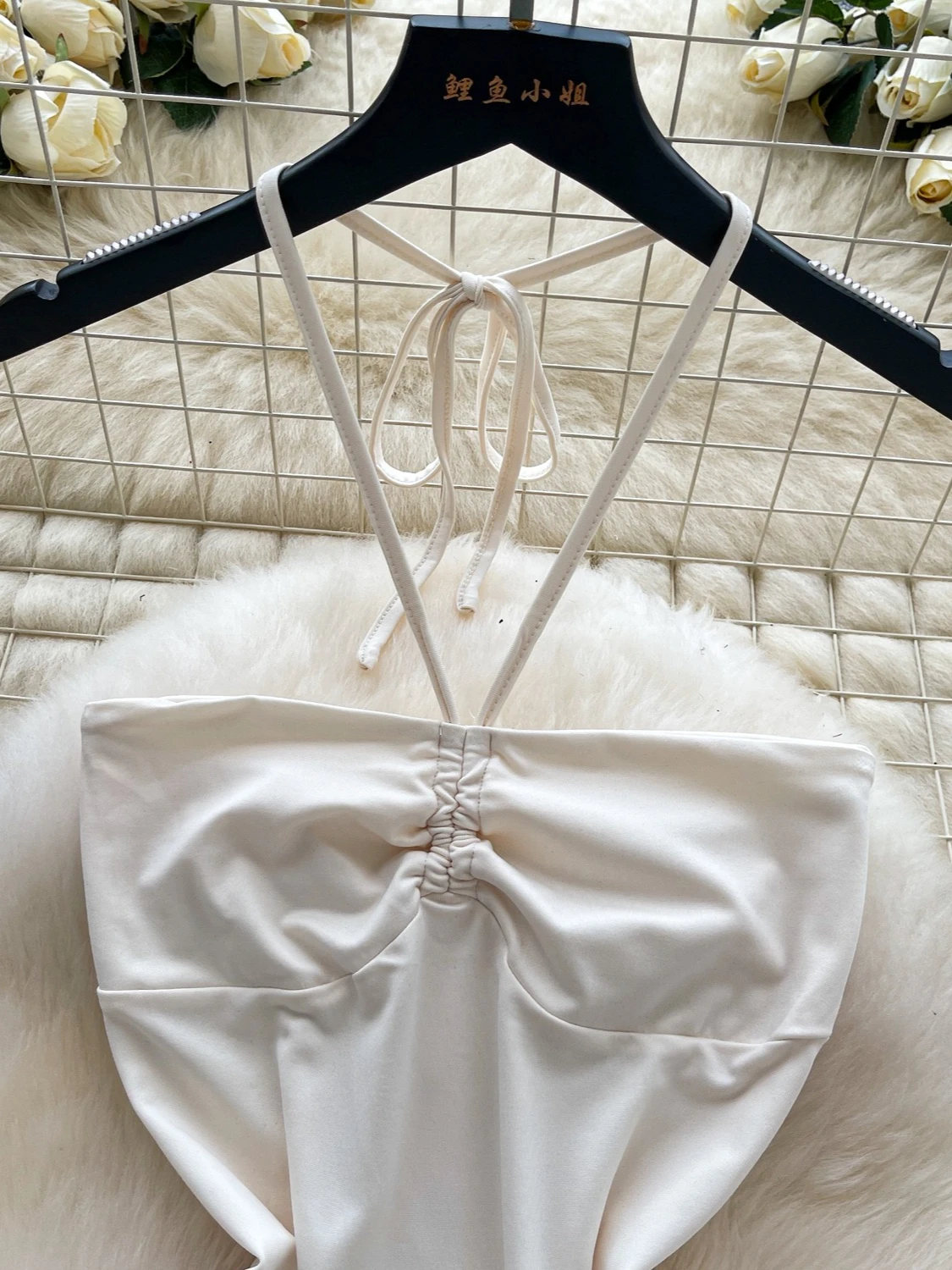 فستان صيفي أنيق من Foamlina فستان نسائي مثير بدون أكمام وظهر نحيف مجوف من الدانتيل فستان قصير على شكل حرف A ملابس للمواعدة الجميلة