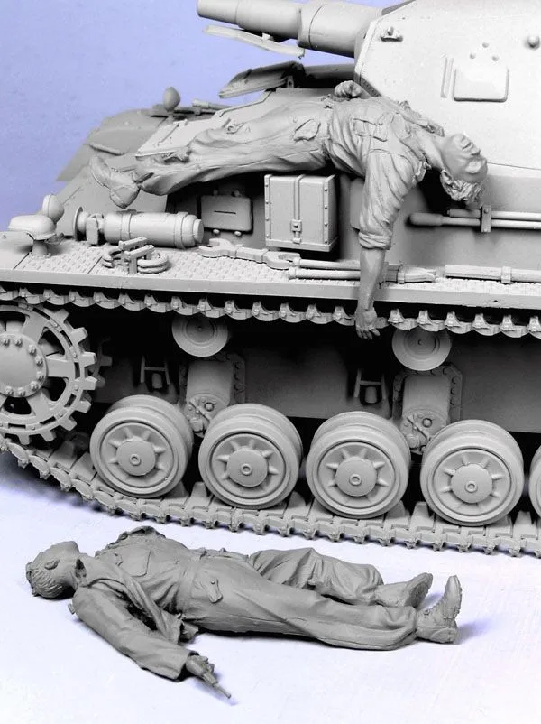 

1:35 Scale Die-cast Resin Tank Soldiers 2 Character Scenes Need To Be Assembled and Colored By Themselves