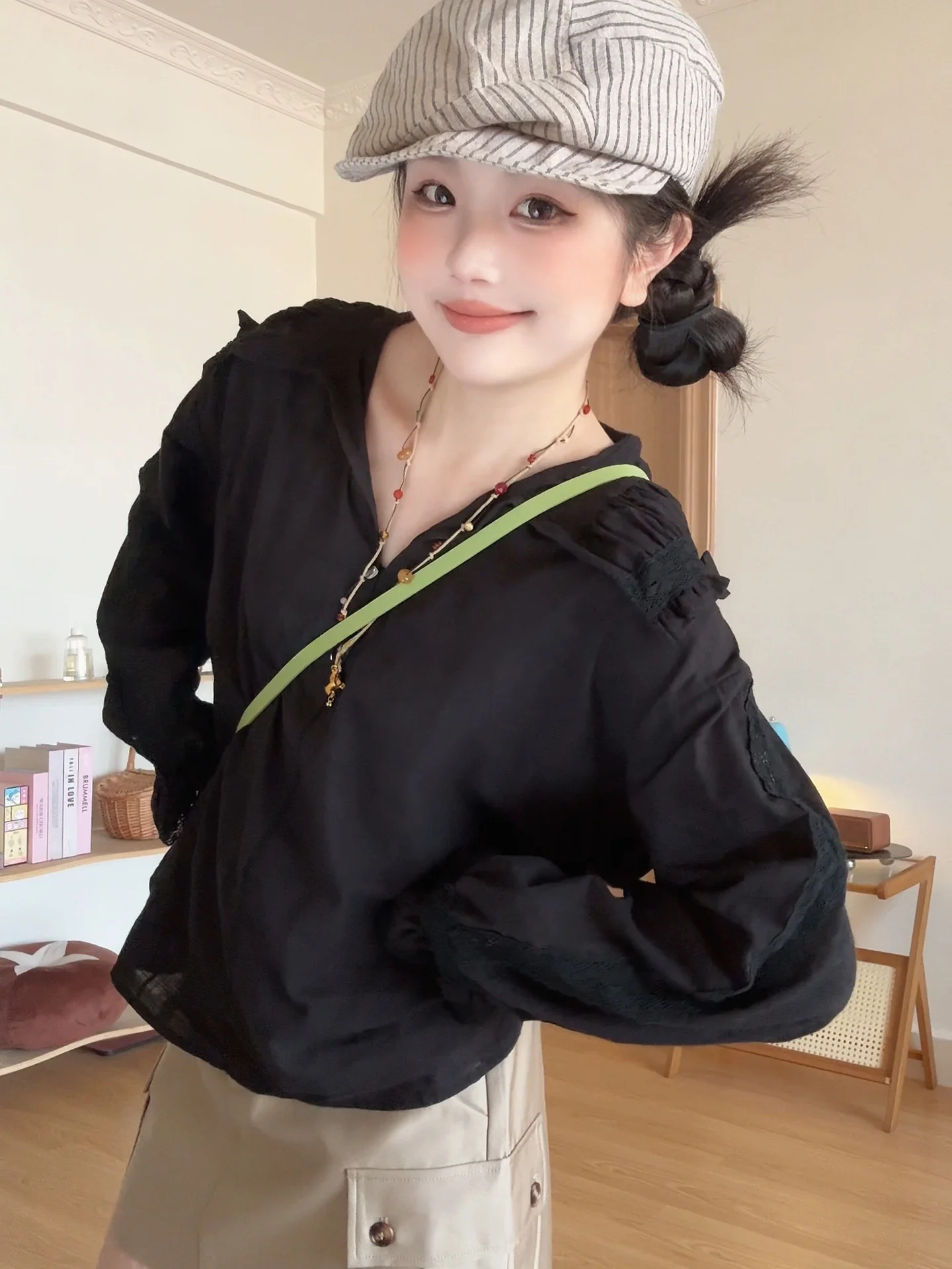 

Spring 2026 Women's Loose Fit V-Neck Lace Trim Shirt Korean Style Breathable Cotton Long Sleeve Comfortable Outerwear Shirt