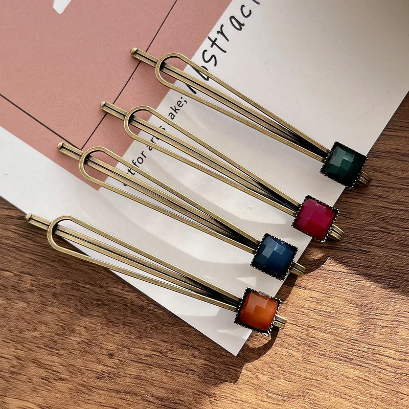 Super beautiful bangs hair clip ~ Korean black bean shaped clip with side clip and top clip, metal retro copper color