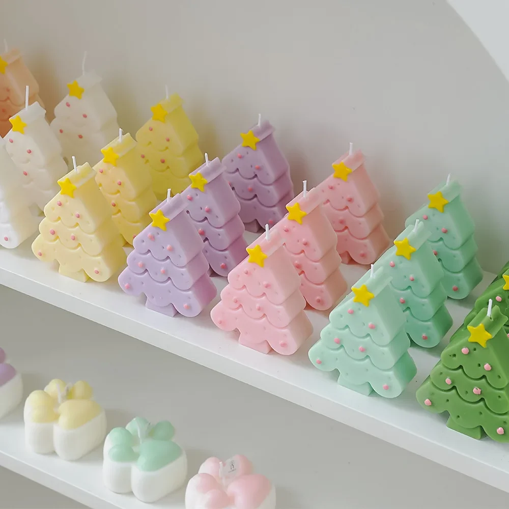 Christmas Scented Candle with Box Mini Christmas Tree Shape Fragrance Candle Home Decor Candle Gift for Friends Women Souvenir