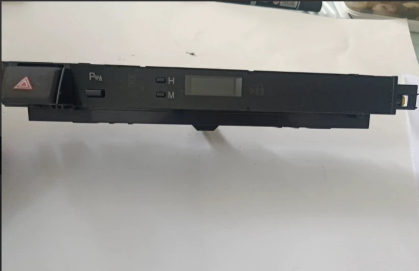 For Toyota 13-18 RAV4 Electronic Clock High-end Configuration Central Control Panel Electronic Clock Dismantling Parts