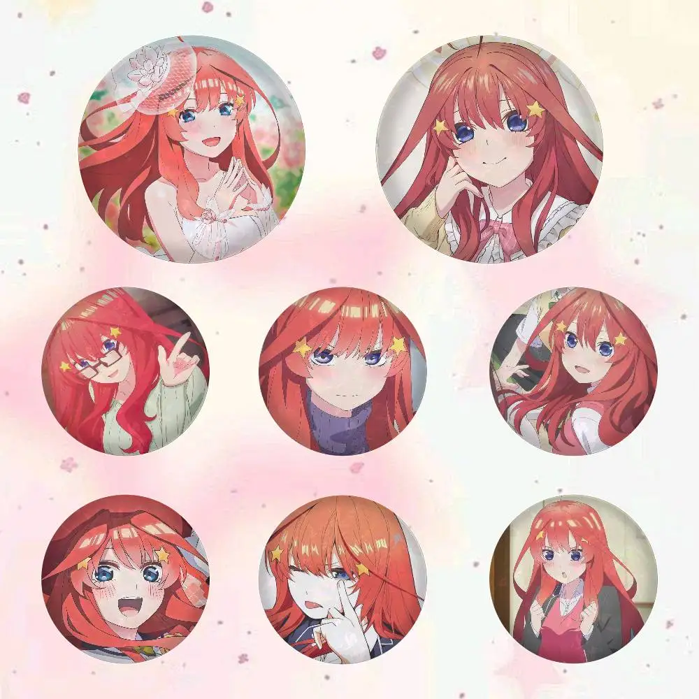 Itsuki Nakano Anime-Charakter-Anstecker 25 32 44 58 75 mm Runde Cosplay-Pins Taschen-Deko Fans Sammlerstücke Freunde Geschenke Brosche Souvenir