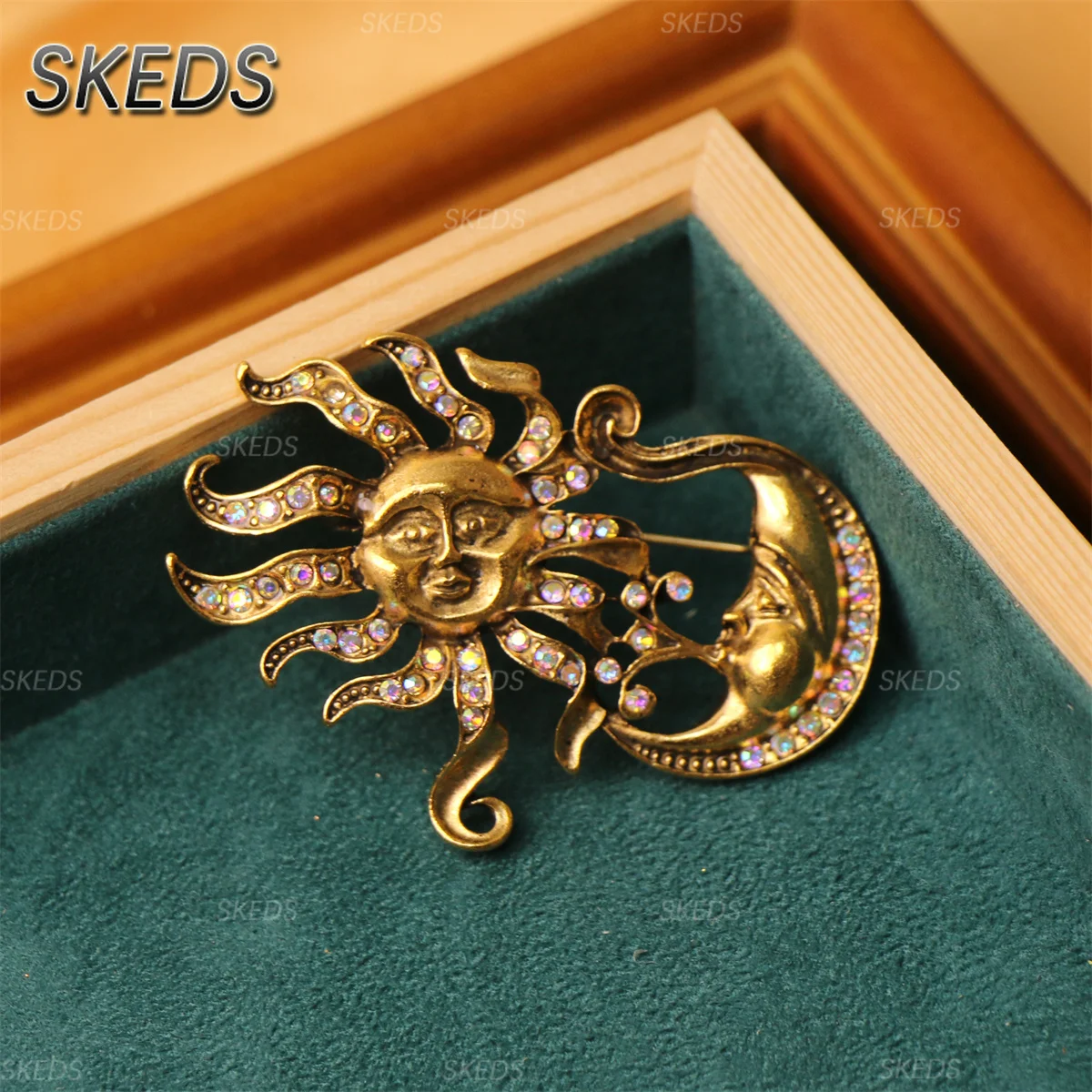 SKEDS Lotti Misti di Spille Vi - Embroidery Bali recensione e prezzo