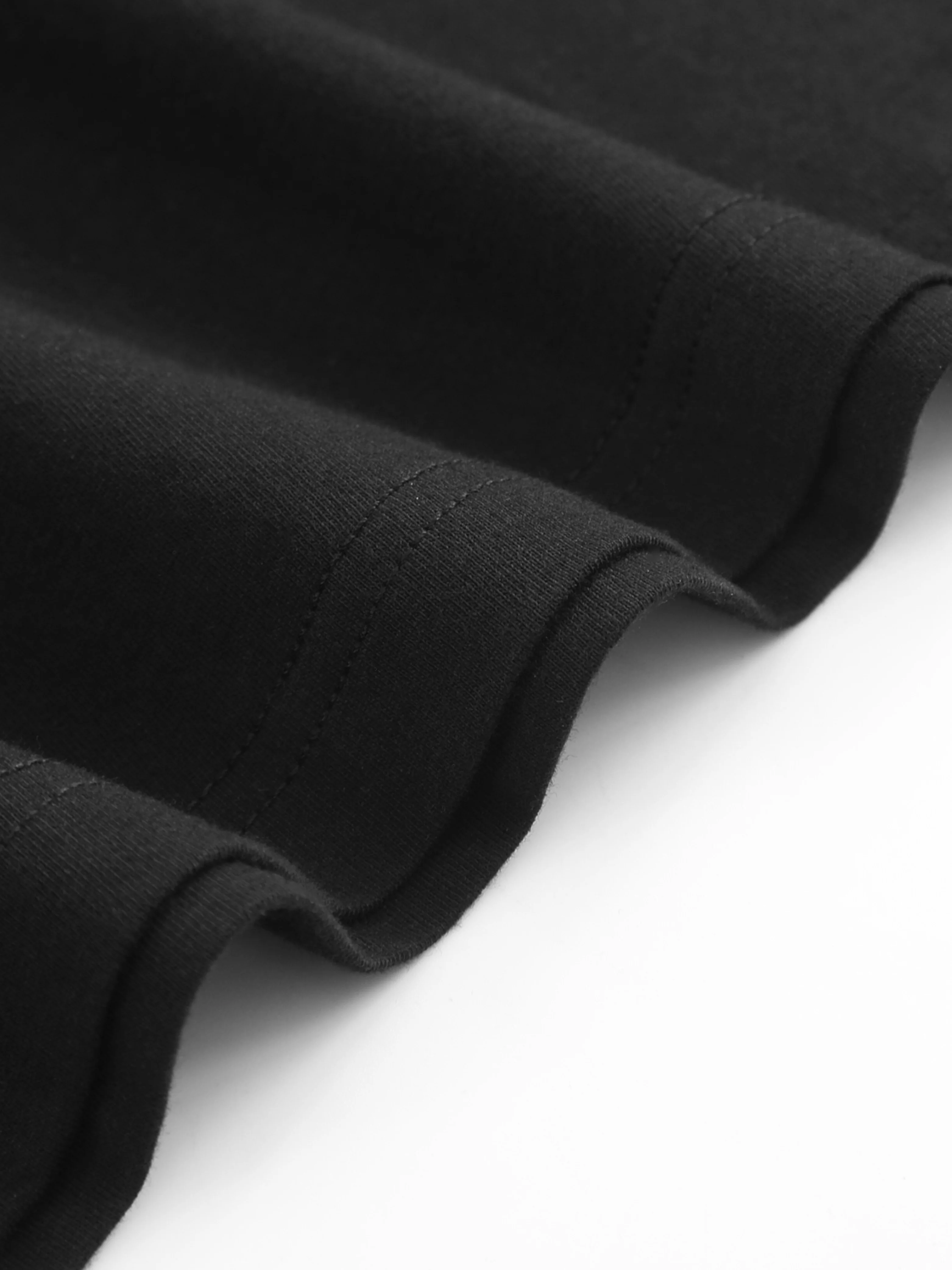 تي شيرت رجالي بتصميم مطبوع عليه رجل الثلج، أسود بأكمام قصيرة ورقبة دائرية، 100% قطن