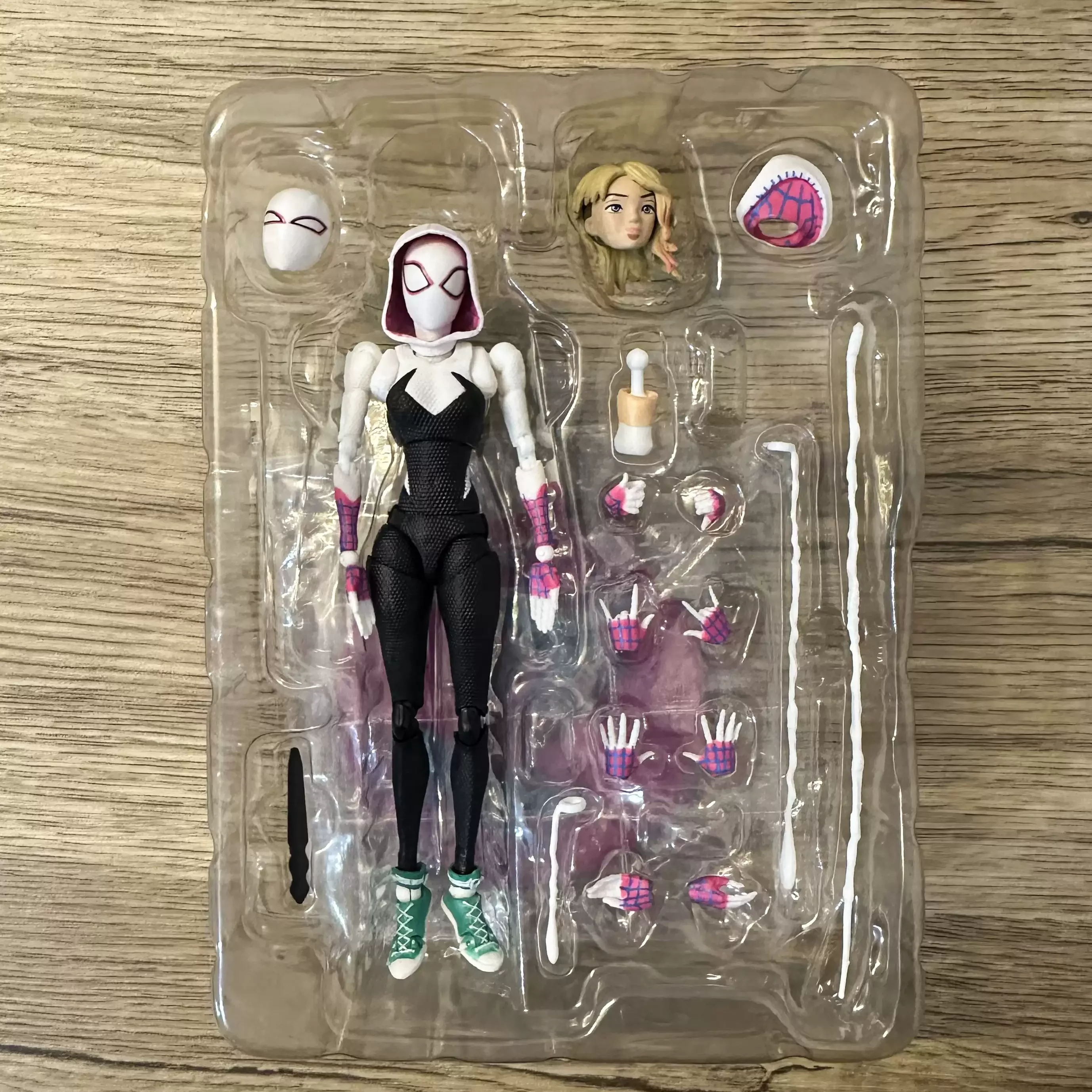 CT Factory In Stock SHF Spider Gwen Movable Action Figure Multiple Joints Replaceable Accessories Collectible Anime Peripheral - view 6