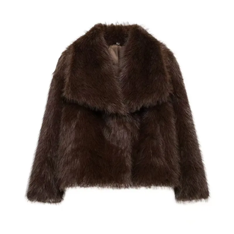 The new hybrid fur coat with a large lapel for women's is fashionable thickened and versatile