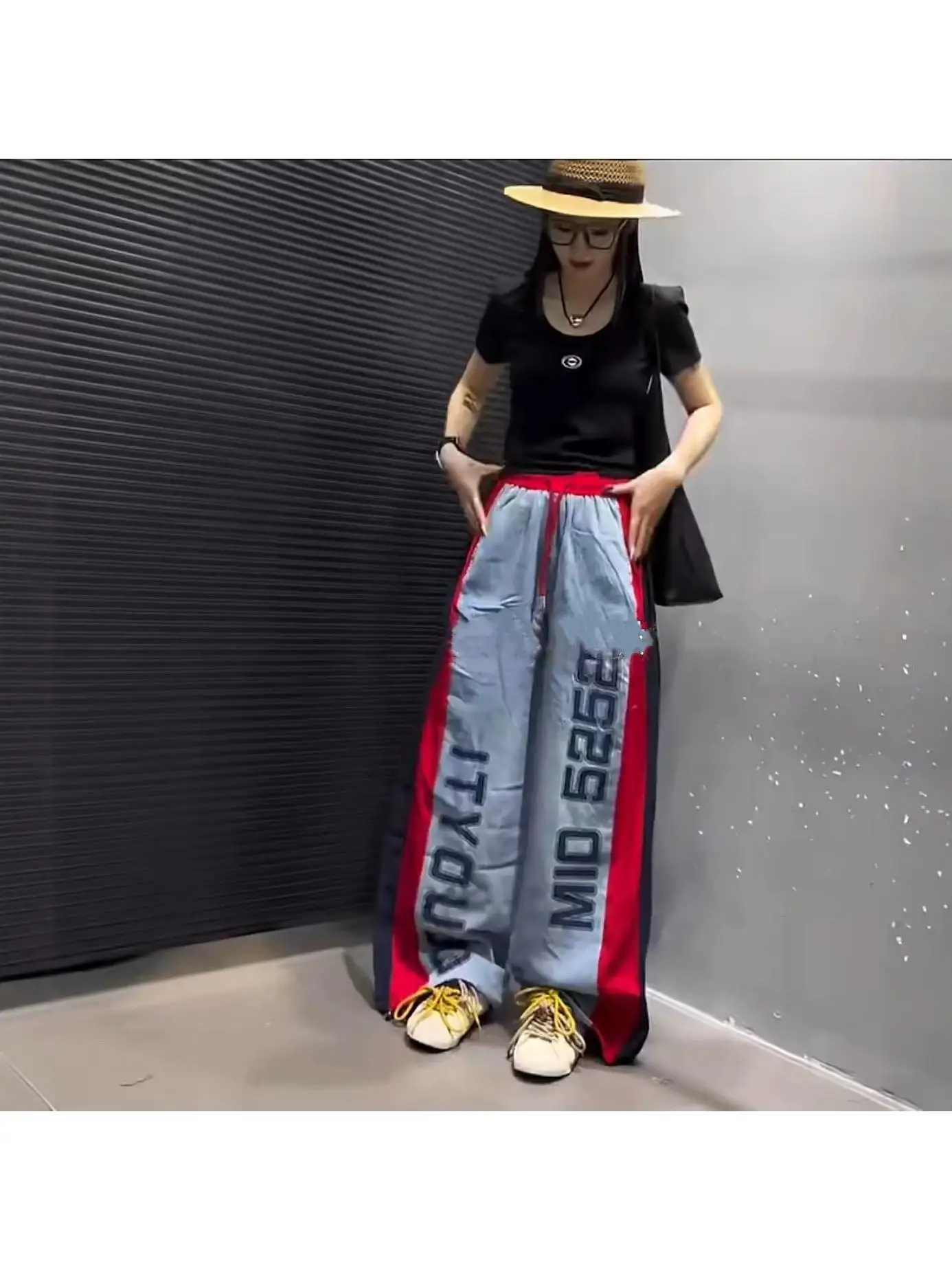 

Summer 2026 Women's Loose Elastic Waist Denim Jeans Side Color Block Letter Print Casual Long Trousers Fashionable Polyester ...