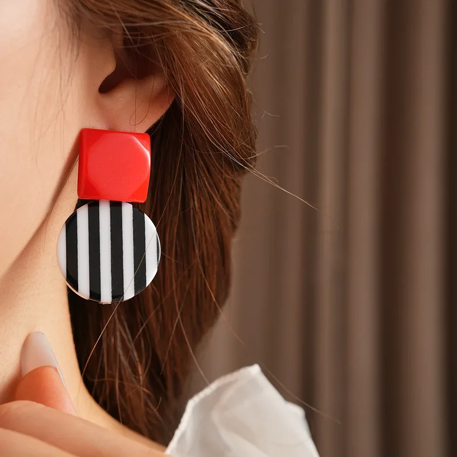 Women's Geometric Square Black White Striped Drop Earrings