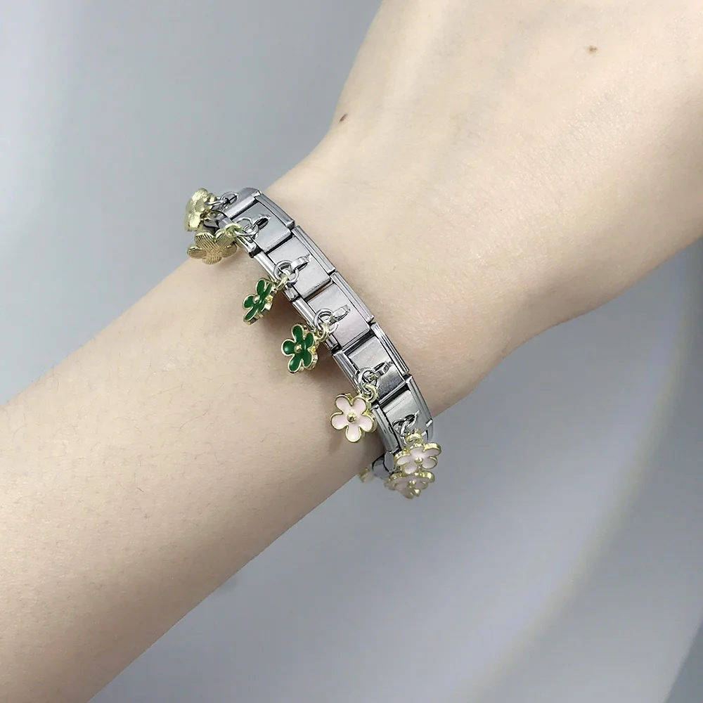 URING Niedlicher italienischer Charm-Anhänger aus Edelstahl für Armbänder – Blume, Herz, Vogel, Biene – Personalisierte Gliederperlen für DIY-Damenschmuck – Detail 1