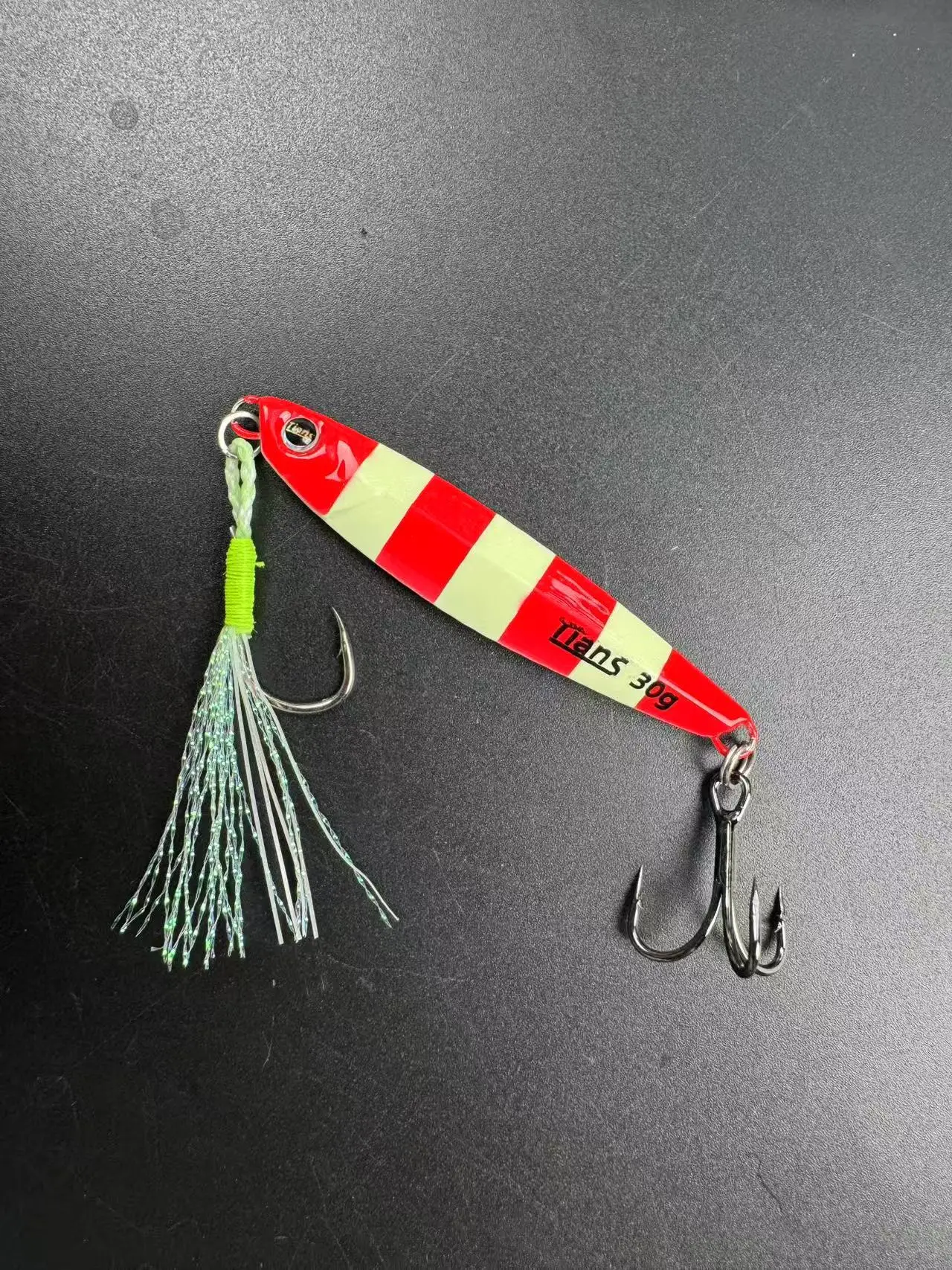 5 Stück Nachtlicht-Metall-Jig, Tiefsee-Angelköder, 25/30/40 g, zum Werfen und Jiggen, künstlicher Köder für Thunfisch, Forelle, Salzwasser und Süßwasser. – Detail 23