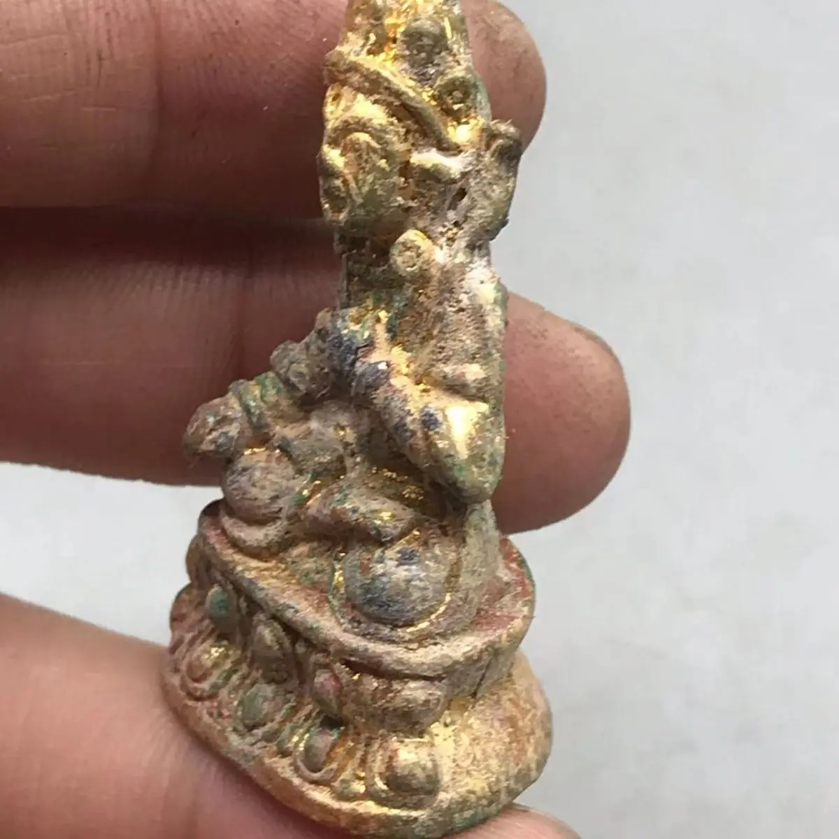 Yellow Jambhala Mini Pocket Statue Ornament Decoration Tea Pet Figurines Desk Decor Accessories