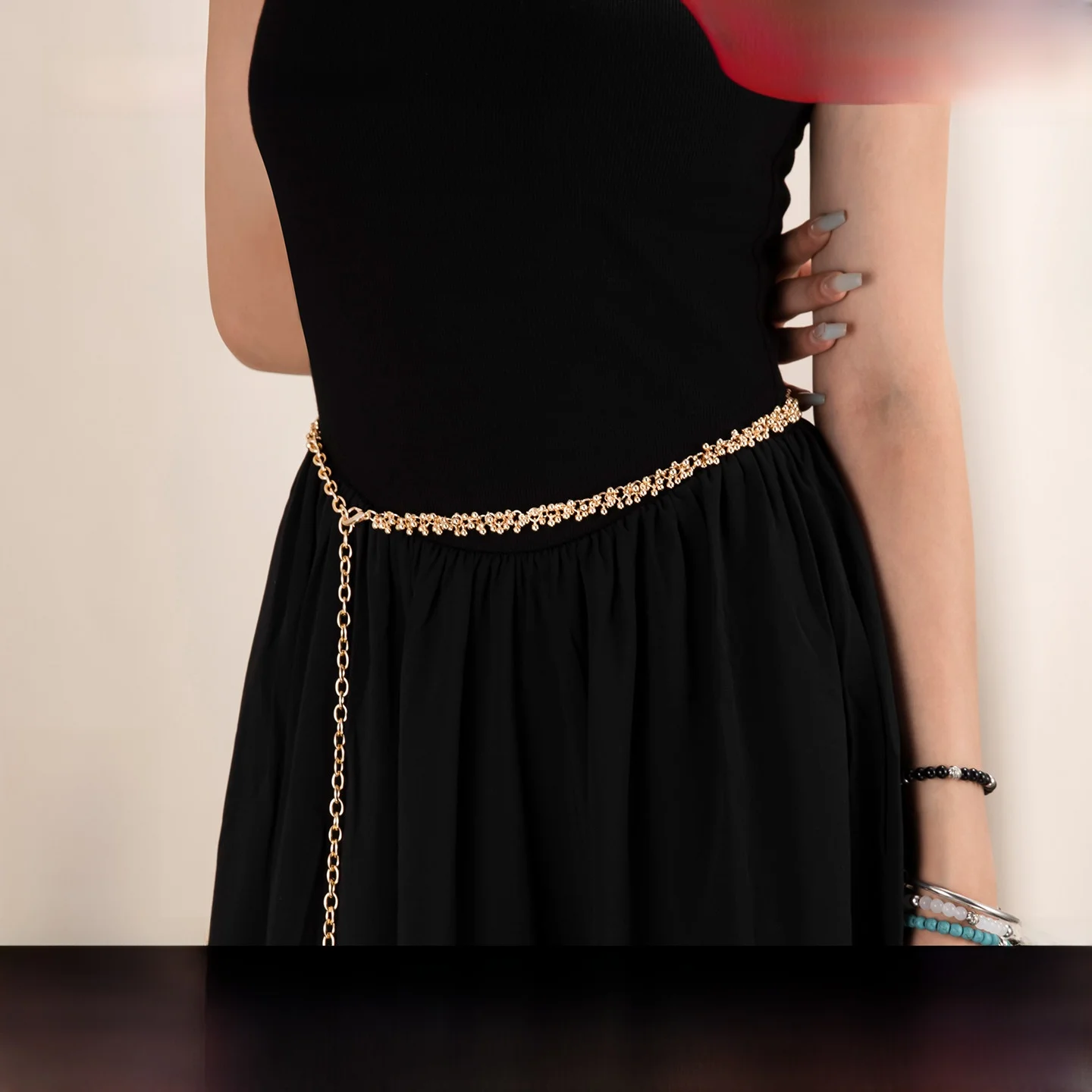 canles-konis公式ストア-高級感-ウエストチェーン-スカートチェーン-おしゃれなベルトアクセサリー-若者向け-レディース-合金バックル