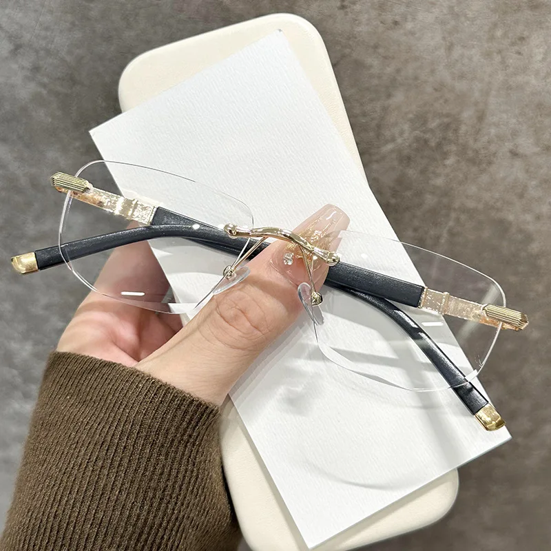 شعبية النساء الرجال ظلال البيضاوي نظارات شمسية للمرأة رجل الصيف السفر UV400 بدون شفة النظارات الشمسية جولة الأزياء Gafas دي سول