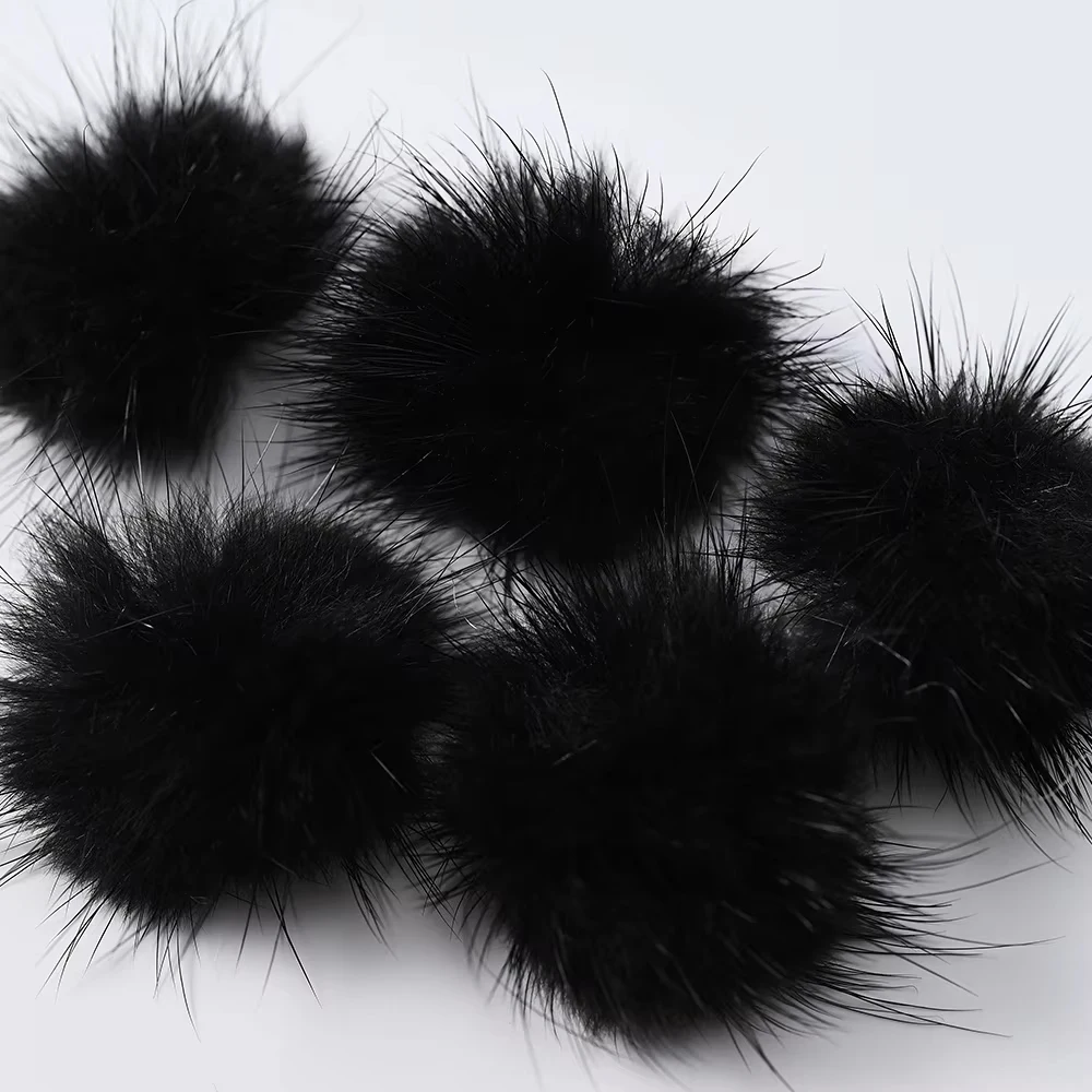 5pcs/Box Black White Fluffy Mink Pom Nail Art Charms Detachable Magnet Hairy Ball Nail Parts Mink Fur Hair Balls Nail Accessorie