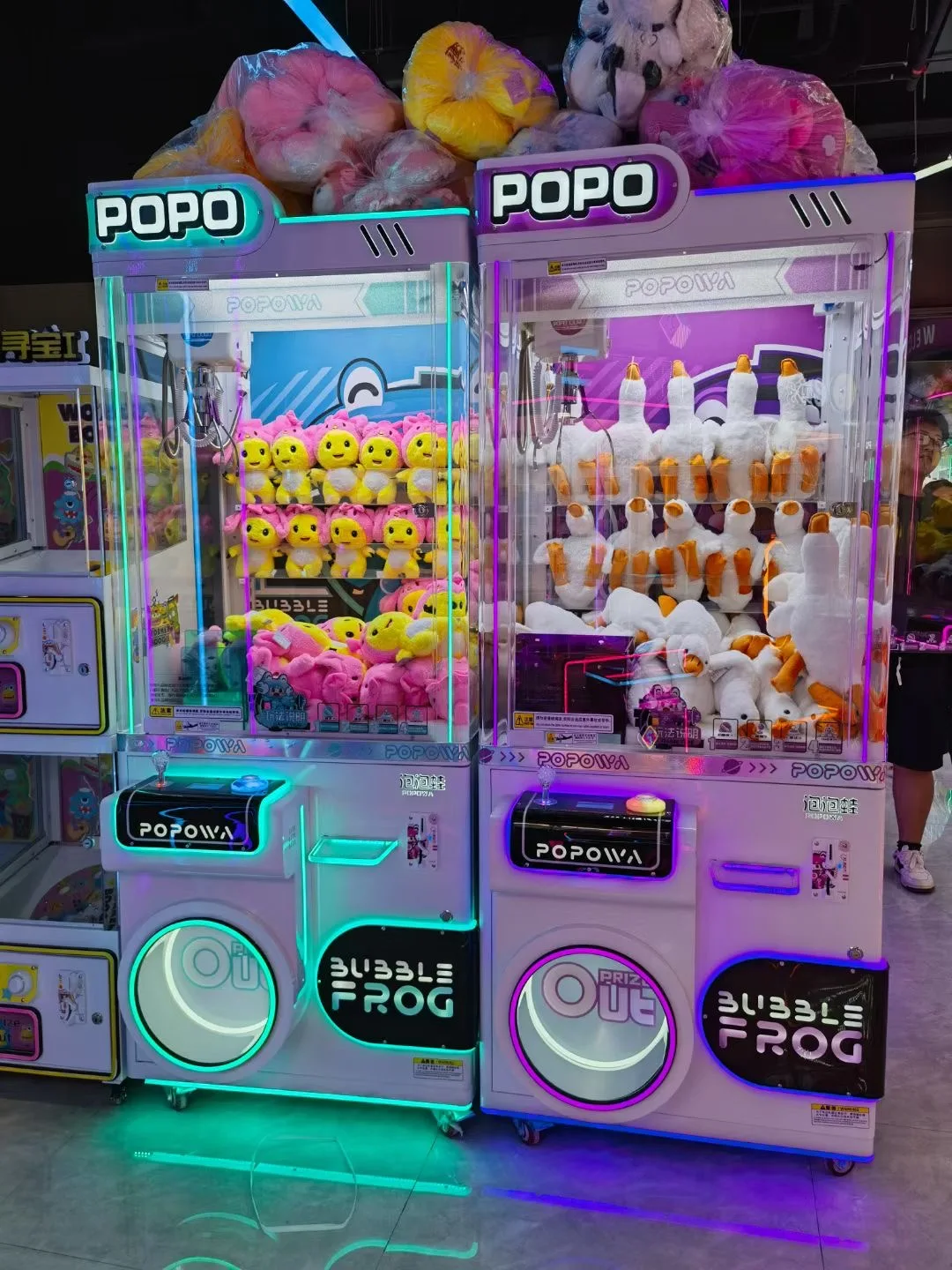 

Coin-Operated Claw Crane Machine Indoor Arcade Gift Game Machine Doll Crane Claw Machine for Sale for Game Centers