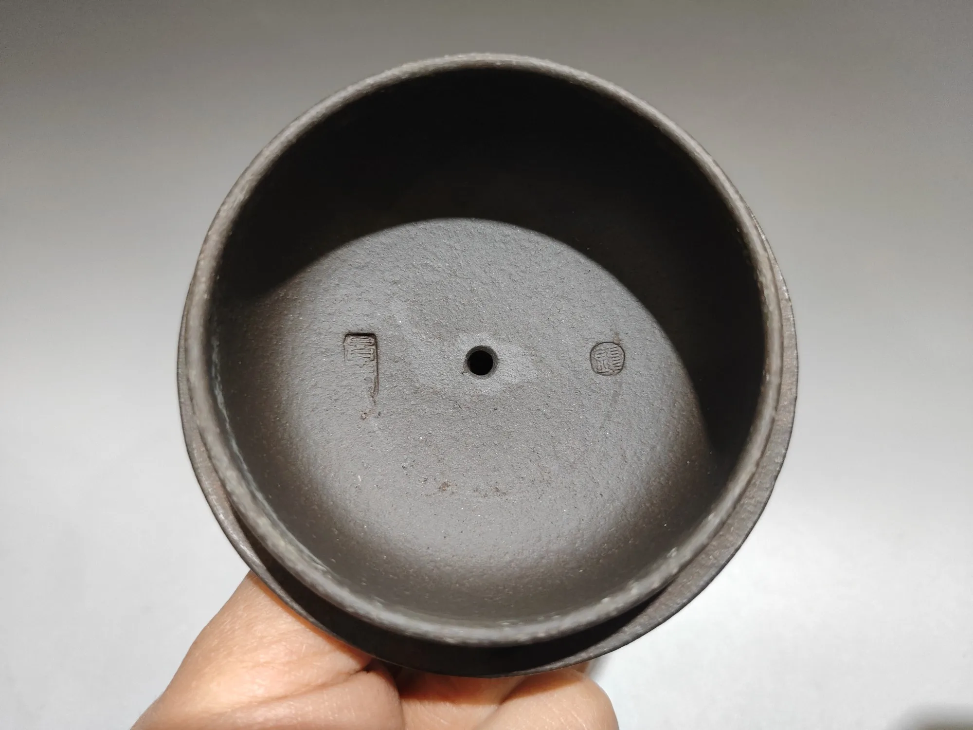 Yixing Purple Clay Pot Old Purple Mud Mud painted landscape patterns Dezhong teapot kettle tea ceremony Amass wealth Ornaments