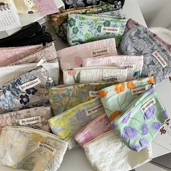 Women's Floral Korean Makeup Bags Cosmetic Bag Organizer Pouch Travel Make Up Toiletry Bag Canvas Beauty Case Pencil Case