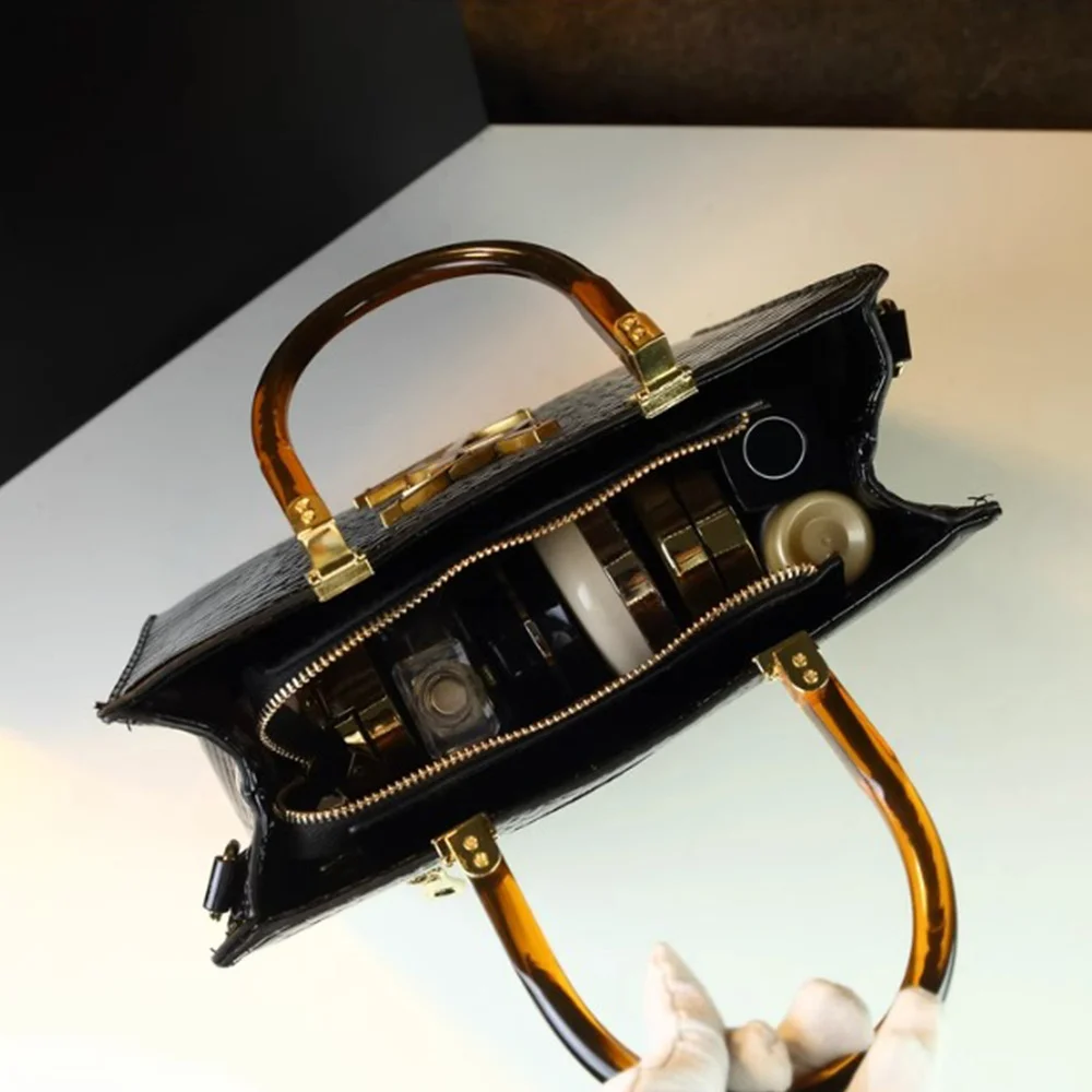 حقيبة يد راقية، حقيبة نسائية عصرية بطباعة تمساح بتصميم جديد لعام 2025، حقيبة للأم في منتصف العمر، حقيبة كروس كبيرة #4