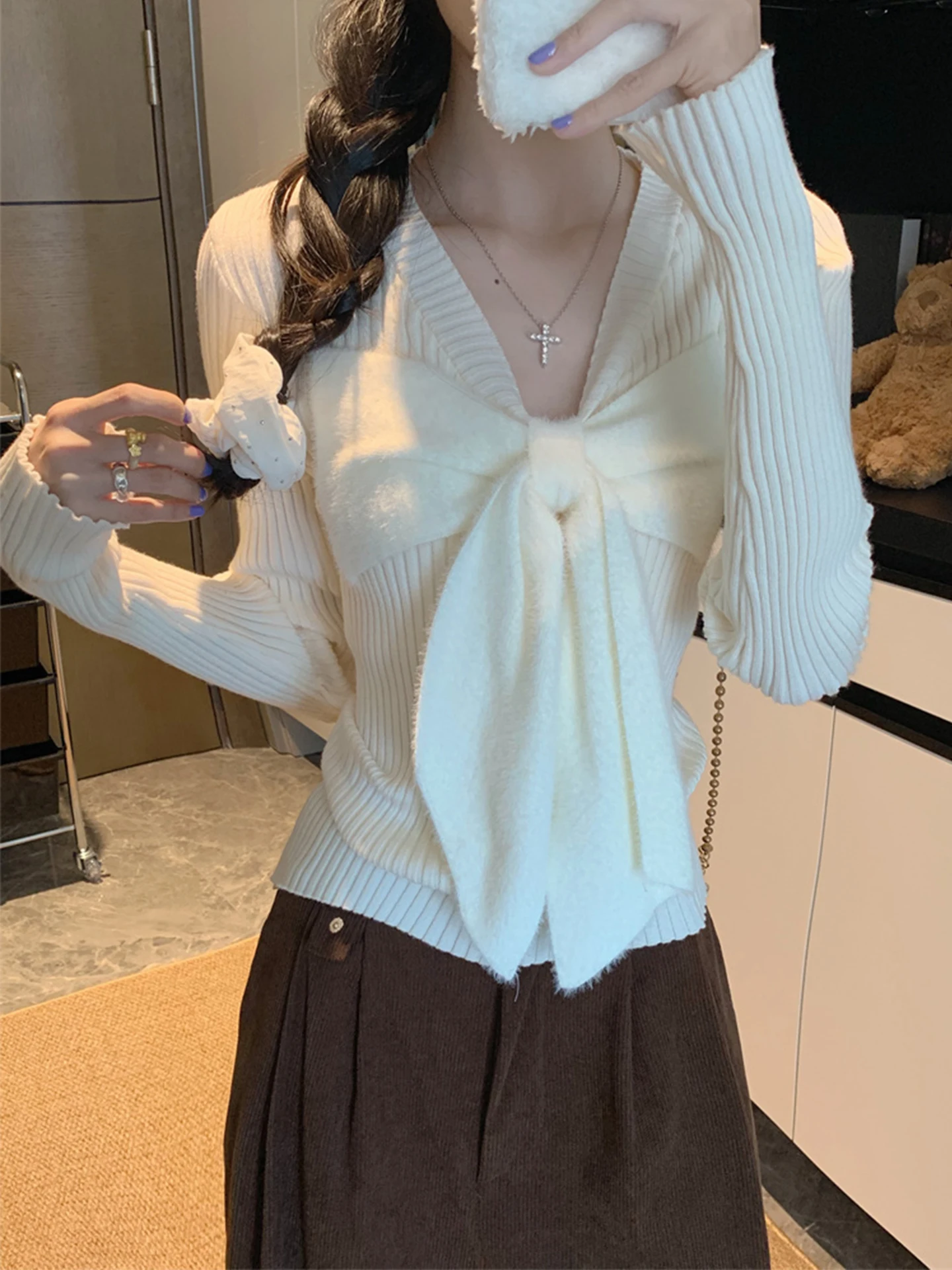 

White Knot ort Waist a Knitted Top Women's Inner Wear Outerwear Autumn Winter Faion Sensation Miu Sle