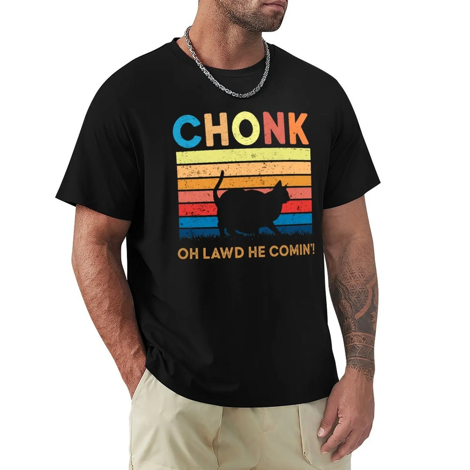 Funny Chonky cat oh lawd he comin chonk Scale absolute unit Cat meme retro vintage T-Shirt mens graphic t shirts T-Shirt