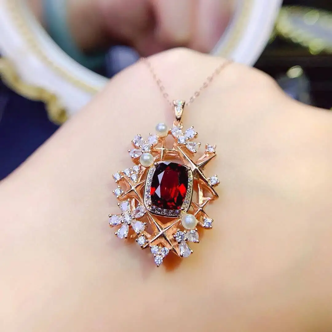

KJJEAXCMY New Jewelry Natural Women's Garnet Pendant 925 silver inlay Colorful and splendid Crystal pure fire flash explosion