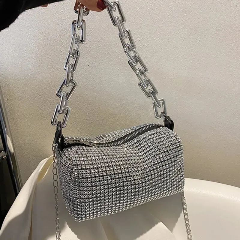 Allover-Beuteltasche mit Strasssteinen, Balltasche mit Glitzerkette, Mini-Umhängetasche für Damen (6,3 x 3,54) Zoll). – Detail 6