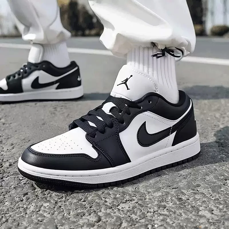Nike Air Jordan 1 Low Black and White Low-top Casual Shoes with Anti-Slip and Wear-resistant Rubber Outsole DC0774-101
